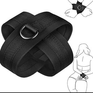 Couple restraints toys kit